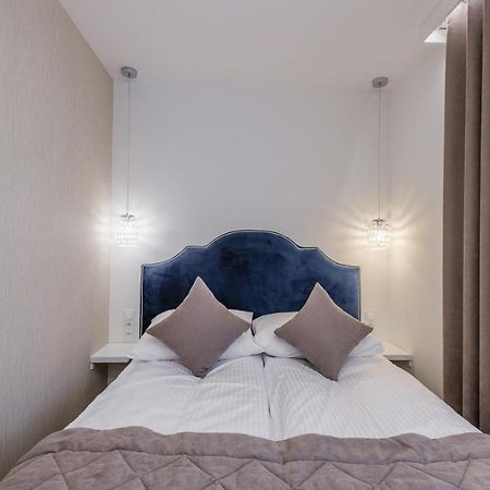 Florencja - Nowy Apartament W Centrum Miasta Z Klimatyzacja Oraz Zadaszonym Parkingiem W Cenie 新塔尔格 外观 照片
