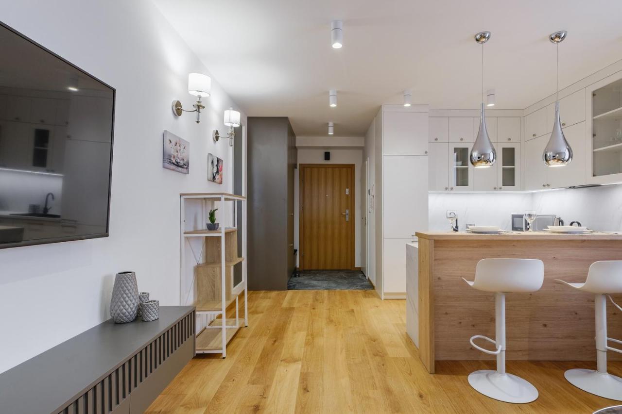 Florencja - Nowy Apartament W Centrum Miasta Z Klimatyzacja Oraz Zadaszonym Parkingiem W Cenie 新塔尔格 外观 照片